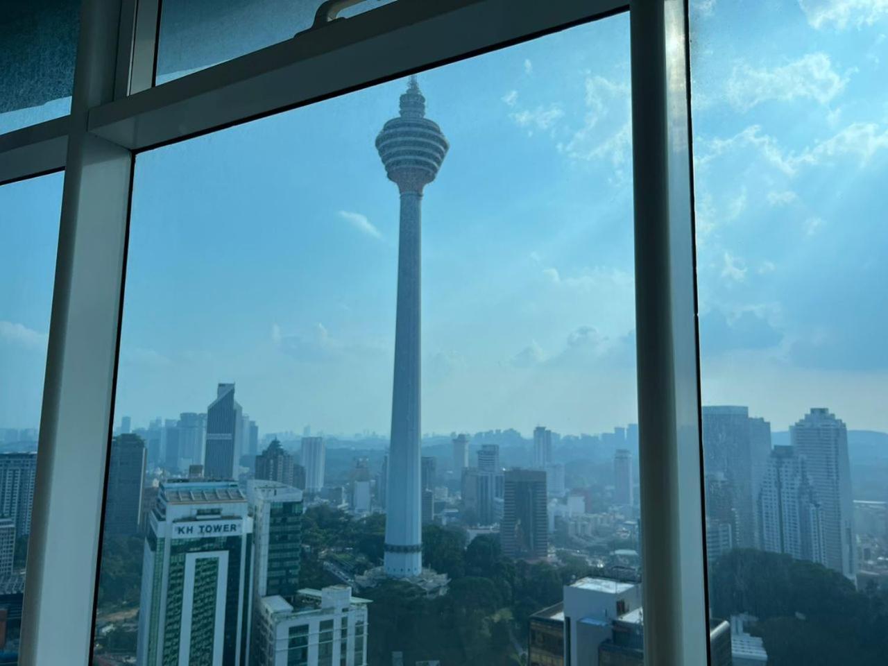 Apartment Vortex Klcc By Amira